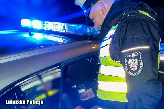 Kierował samochodem, mając blisko 1,5 promila – został zatrzymany przez policjantów