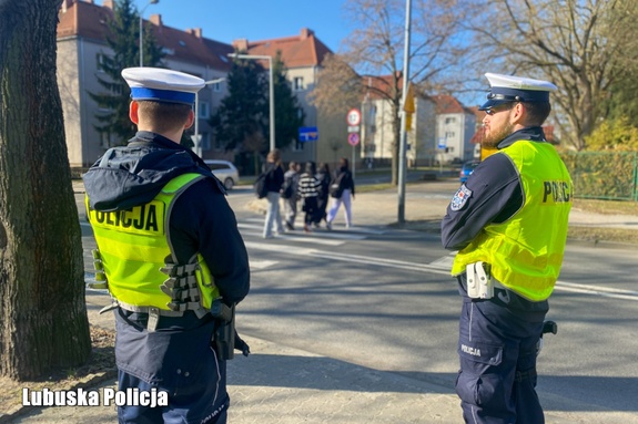 Policyjne działania na rzecz bezpieczeństwa pieszych